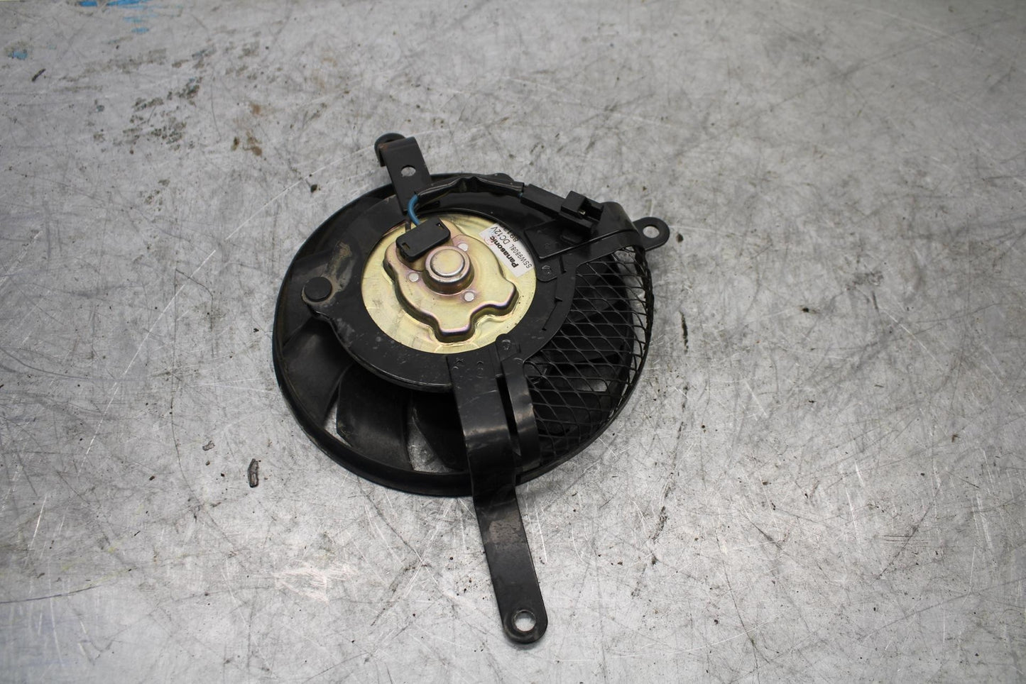 08-10 SUZUKI GSXR600 RIGHT ENGINE RADIATOR COOLING FAN MOTOR BB430