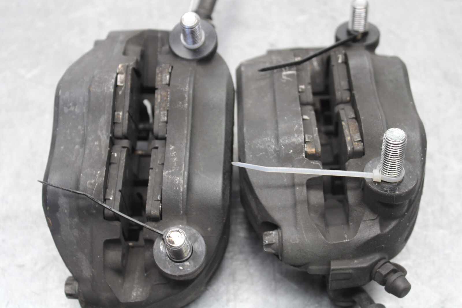 09-12 KAWASAKI NINJA ZX6R ZX600R RIGHT LEFT FRONT BRAKE CALIPER SET PAIR BB656