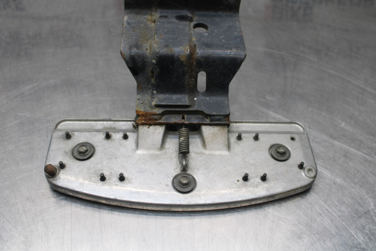 05-09 SUZUKI BOULEVARD C90 LEFT FRONT FOOT REST PEG STEP BB791