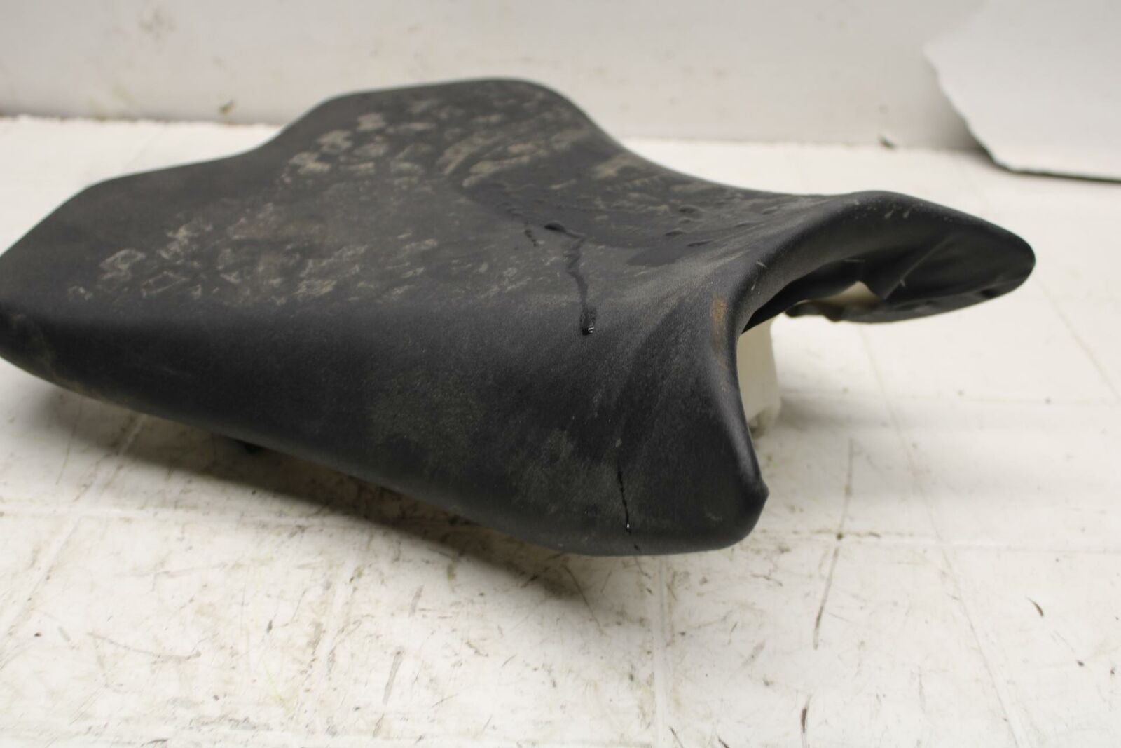 13-17 KAWASAKI NINJA ZX6R ZX636E FRONT DRIVERS SEAT PAD SADDLE PILLION BB409