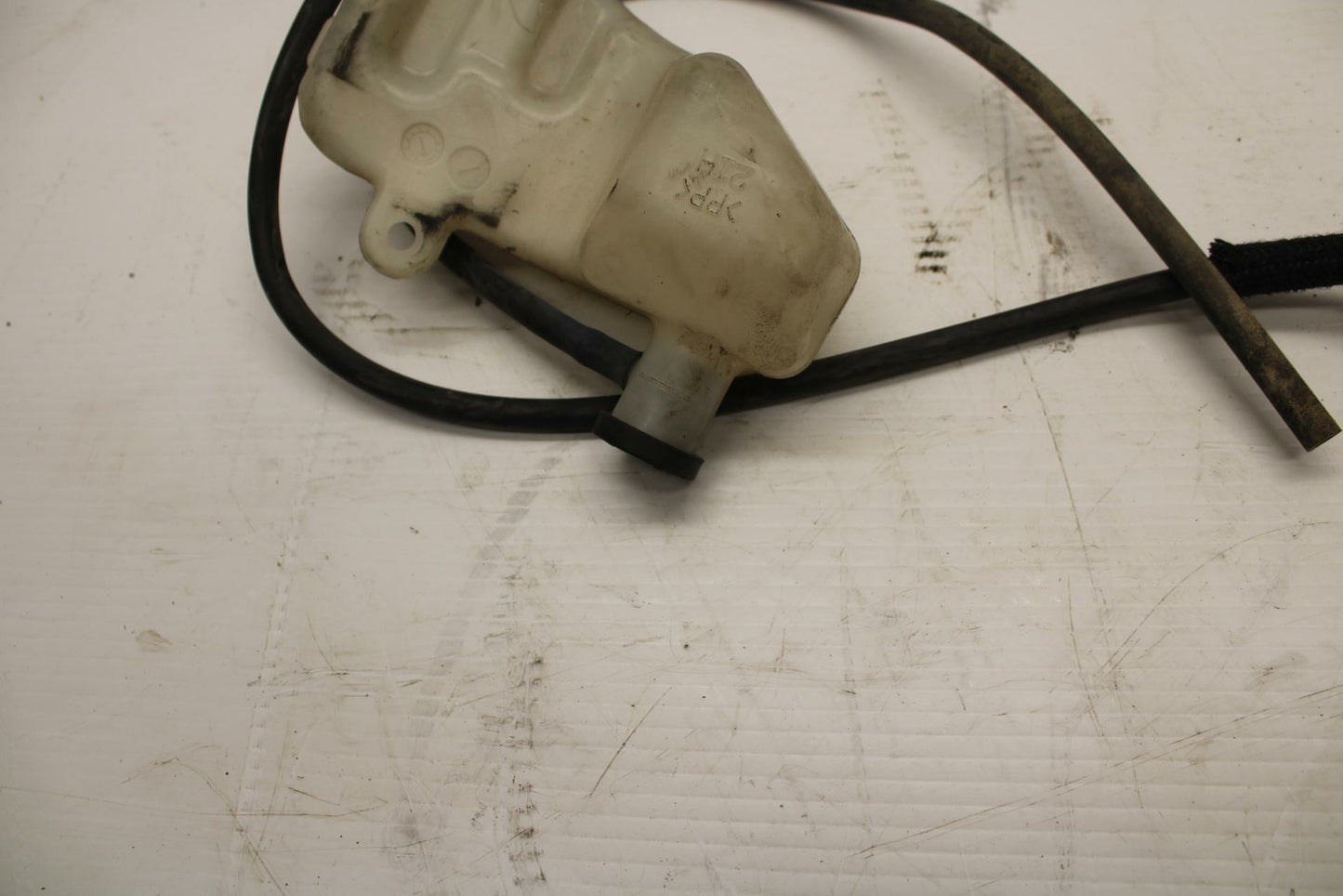 08 SUZUKI GSXR1000 COOLANT WATER TANK RESERVOIR BOTTLE 17910-21H00 BB263