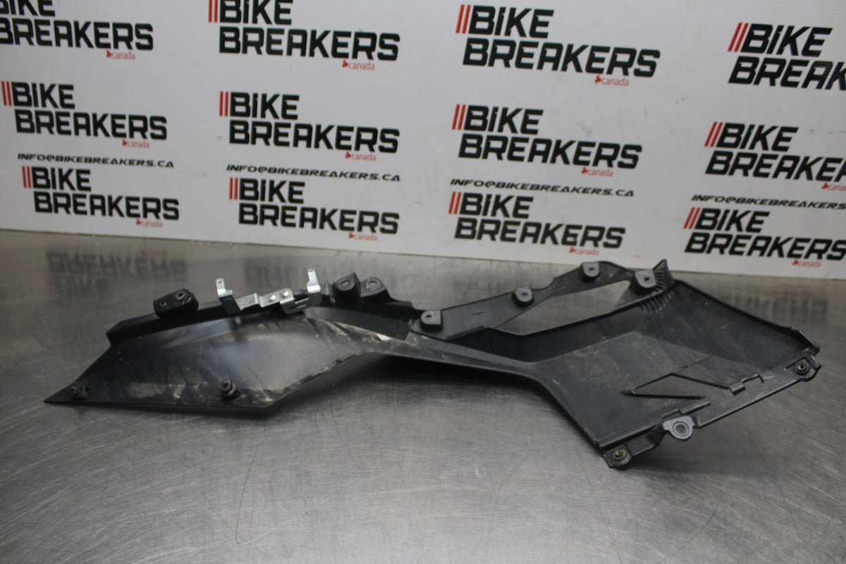 18-23 KAWASAKI NINJA 400 EX400 ABS LEFT MID UPPER SIDE FAIRING PLASTIC  BB177