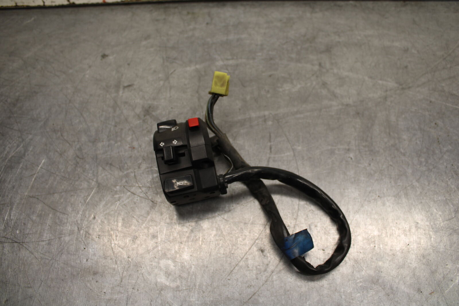 06-07 SUZUKI GSXR 600 LEFT CLIP ON HANDLE HORN SIGNALS SWITCH SWITCHES BB737