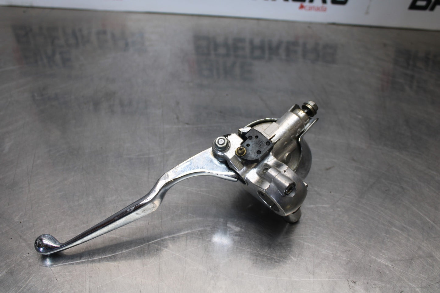 03-08 KAWASAKI VULCAN 1600 FRONT BRAKE MASTER CYLINDER BB196