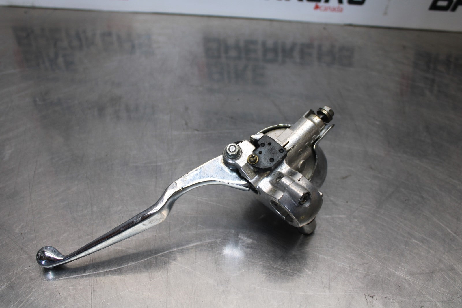 03-08 KAWASAKI VULCAN 1600 FRONT BRAKE MASTER CYLINDER BB196