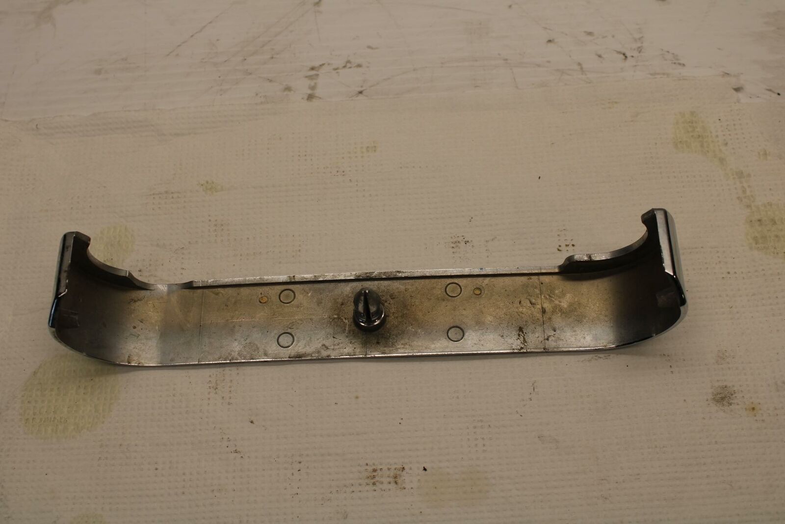 84-85 HONDA V30 MAGNA FRONT FORKS CLAMP LOWER TRIPLE TREE COVER BB251