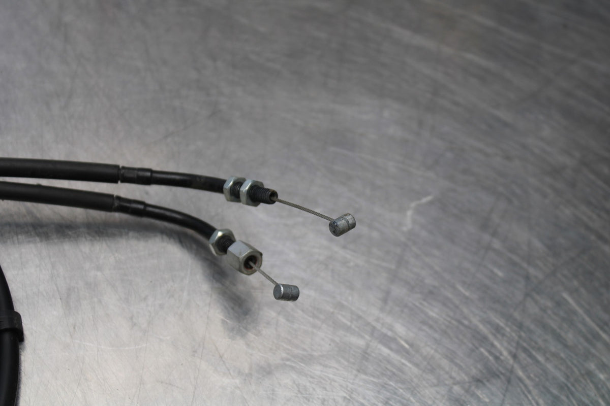 09 YAMAHA V STAR 950 THROTTLE CABLES LINES BB172