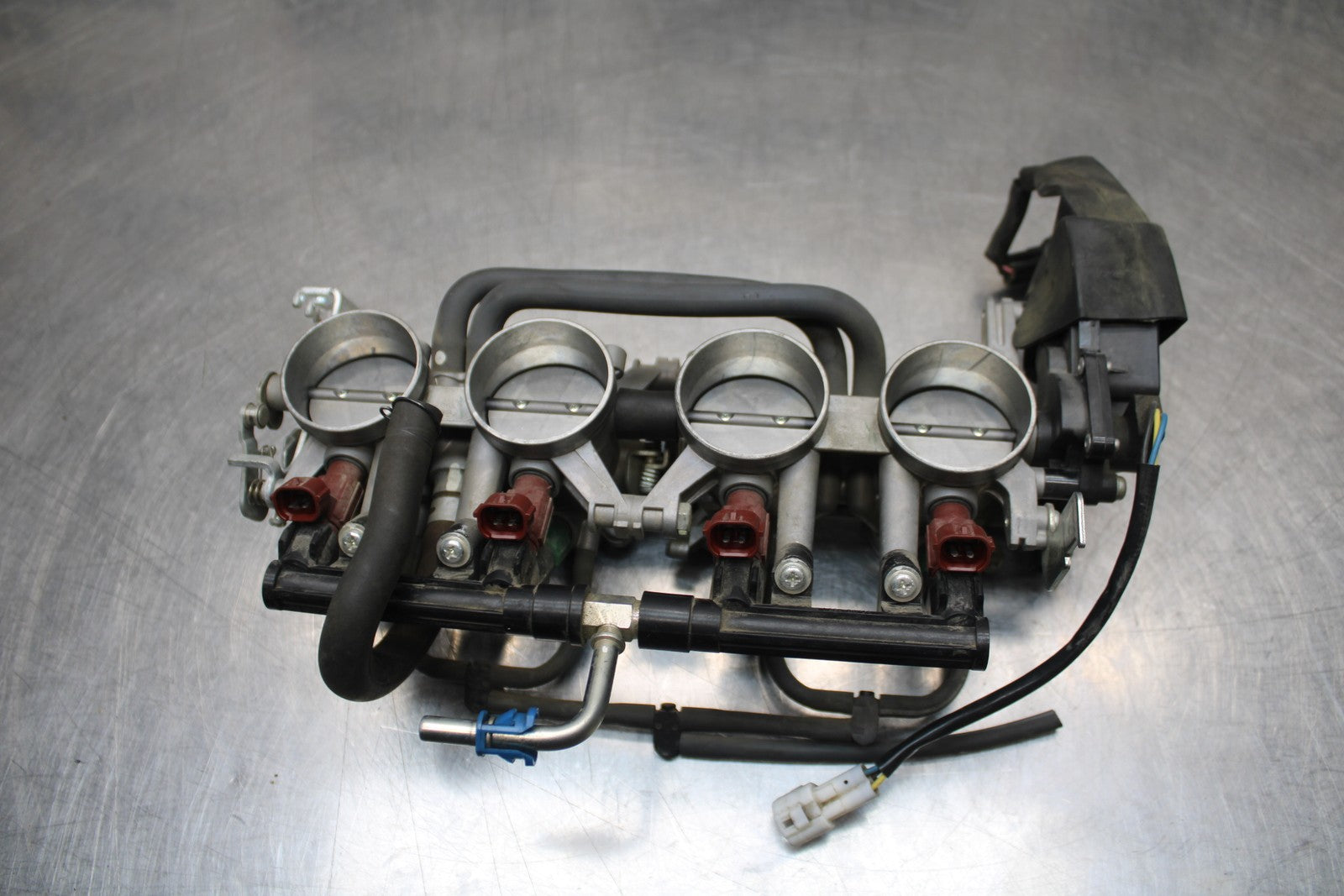 08-10 SUZUKI GSXR 600 MAIN FUEL INJECTORS / THROTTLE BODIES BB202