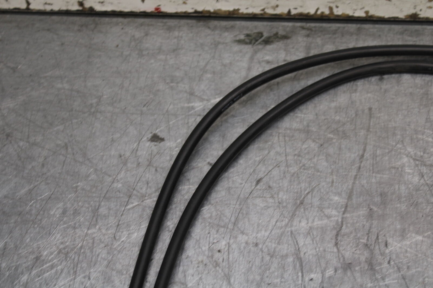 06-07 SUZUKI GSXR750 THROTTLE CABLES LINES BB110