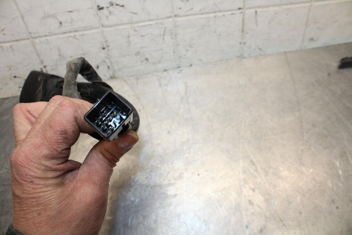 11 KAWASAKI NINJA 650 ER EX 650 LEFT CLIP ON HANDLE HORN SIGNALS SWITCH BB503