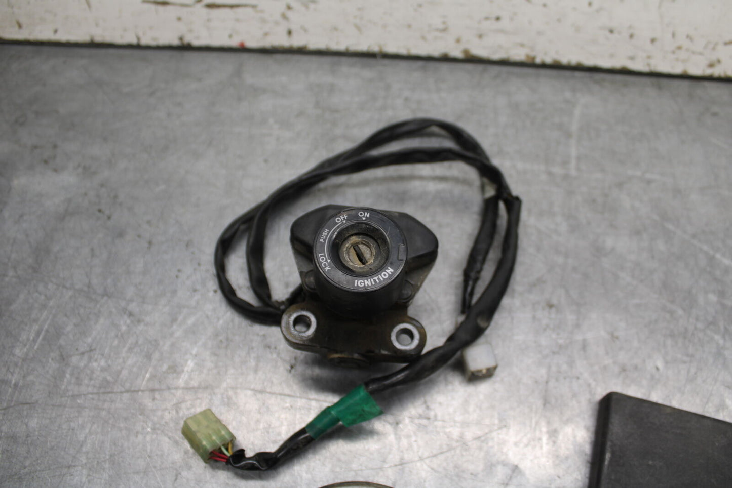 07-08 YAMAHA YZF R1 ECU COMPUTER ECM & LOCKSET/ GAS CAP BB724
