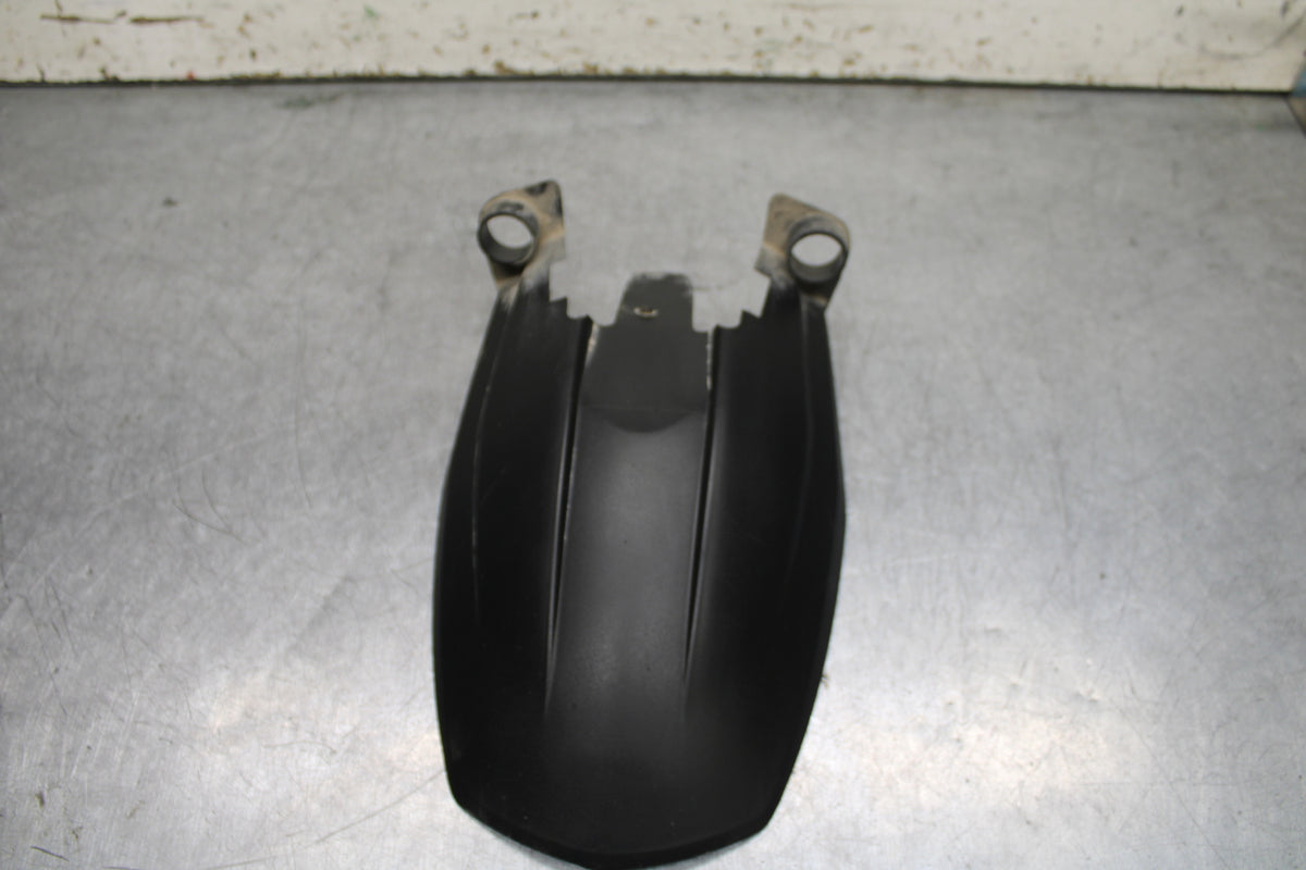 13-16 KTM 390 DUKE REAR BACK WHEEL TIRE HUGGER FENDER BB748