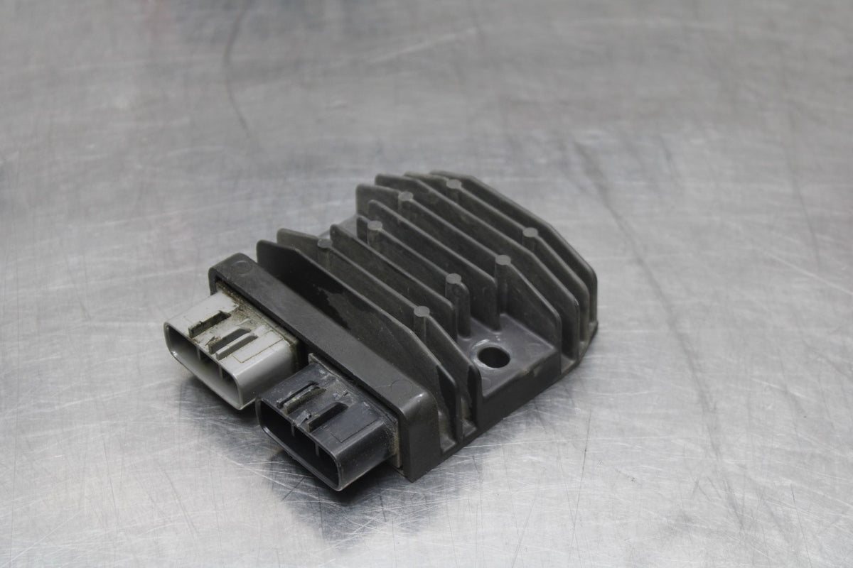 13-15 HONDA CBR500R RECTIFIER VOLTAGE REGULATOR BB834