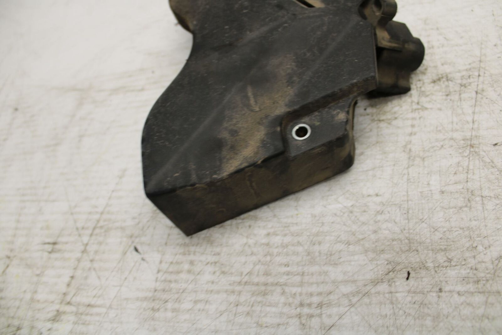 15-17 YAMAHA YZF R3 ENGINE SPROCKET COVER 1WD-E5418-00-00 BB288