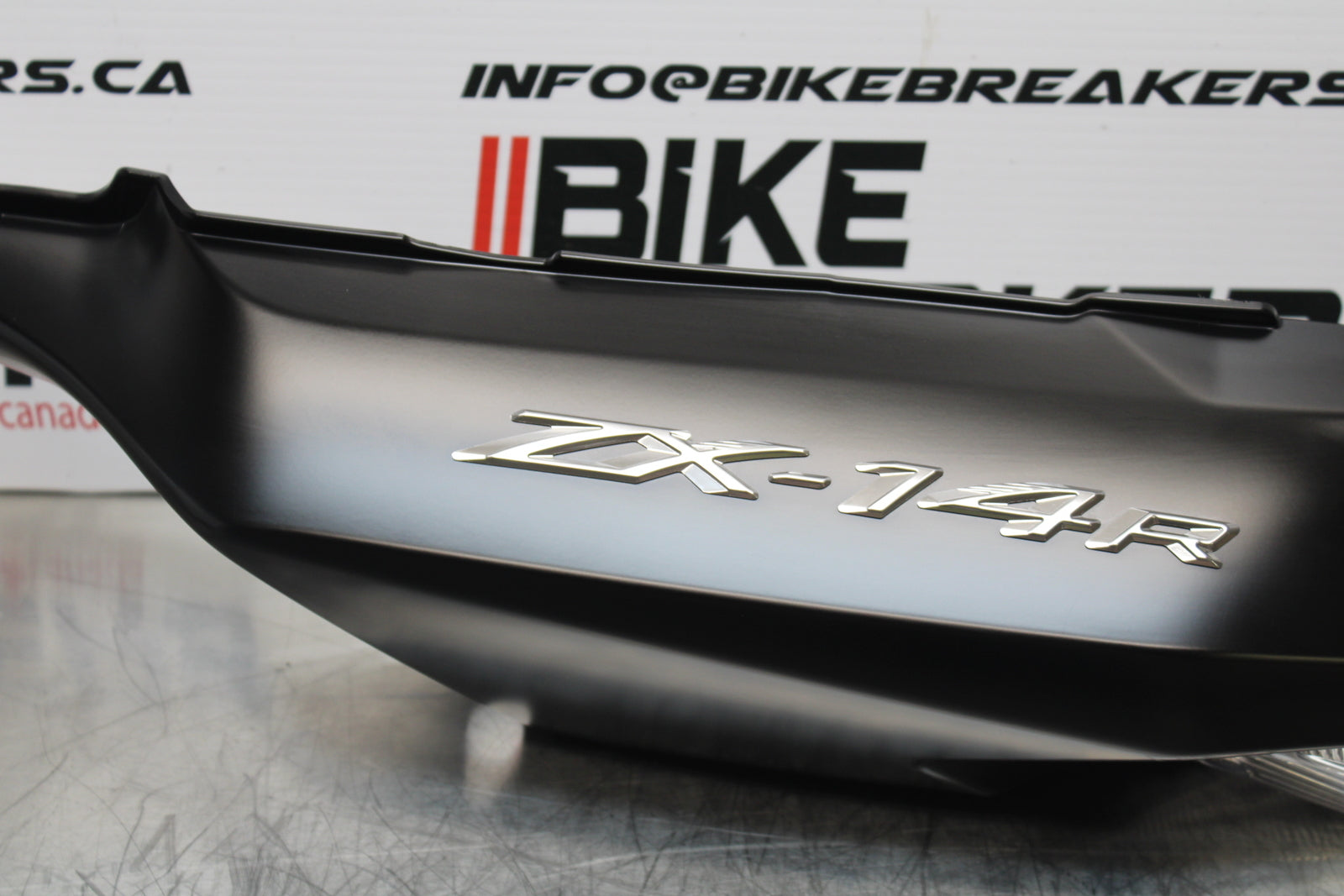 23-24 KAWASAKI NINJA ZX14R LEFT REAR BACK TAIL FAIRING COWL SHROUD BB153