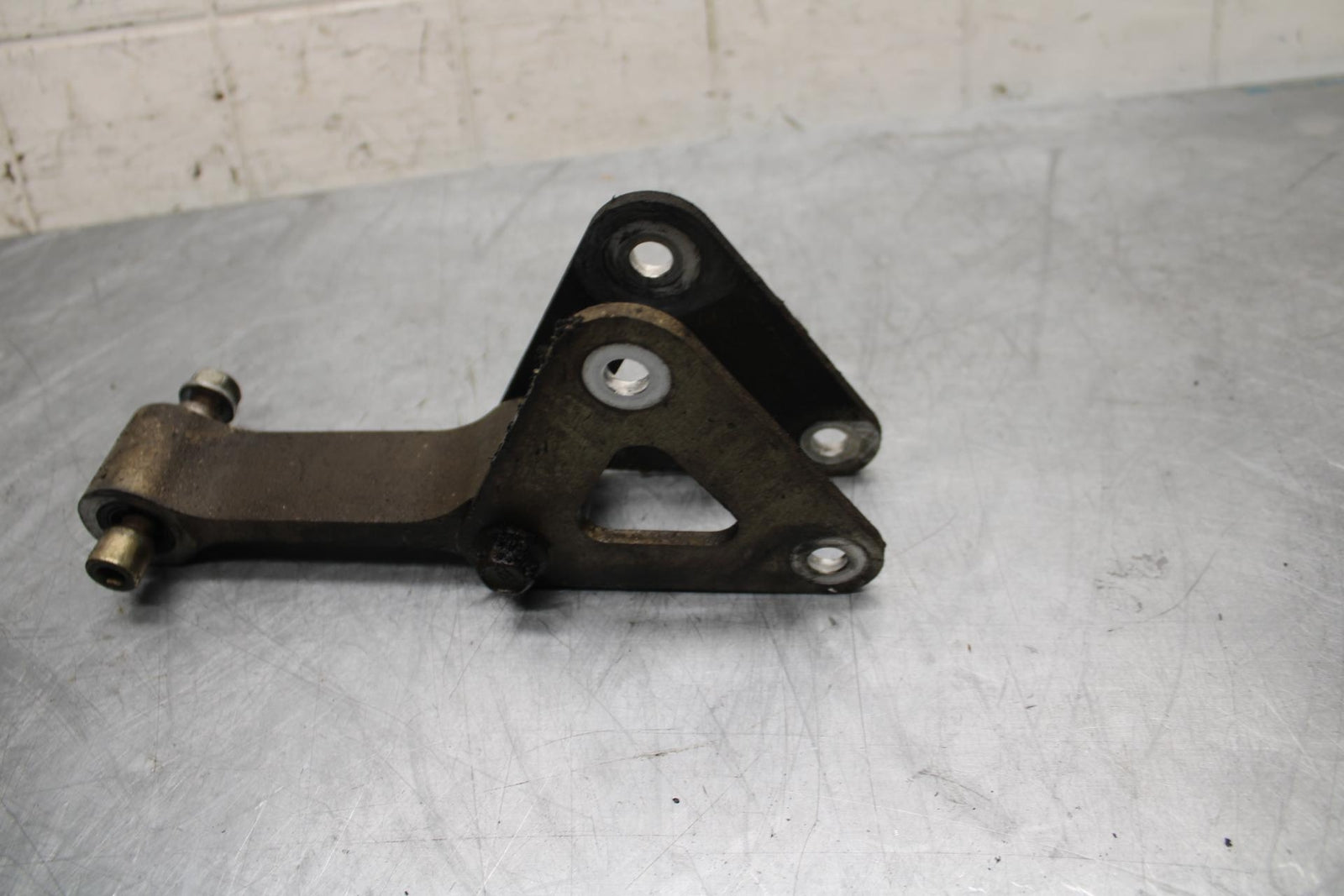 02-03 HONDA CBR900RR 954 REAR DOGBONE SHOCK LINKAGE LINK BB497
