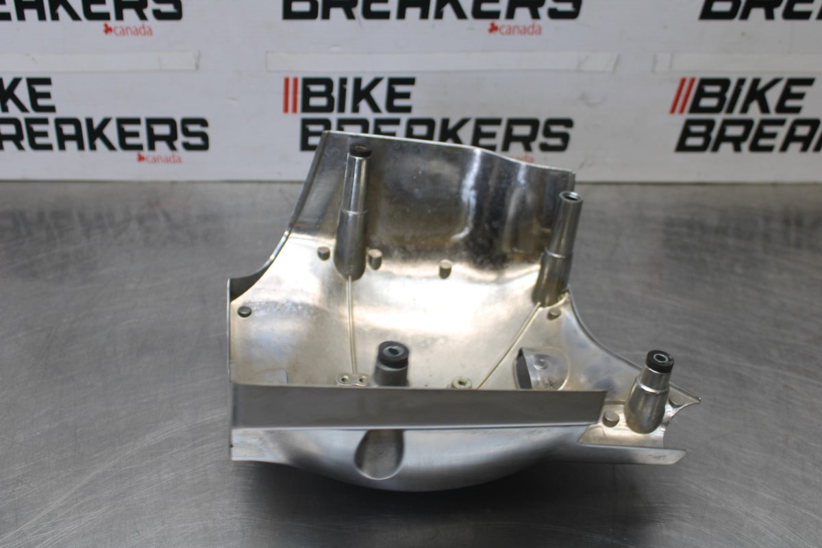 05-09 SUZUKI BOULEVARD C90 ENGINE SIDE COVER PANEL COWL BB918