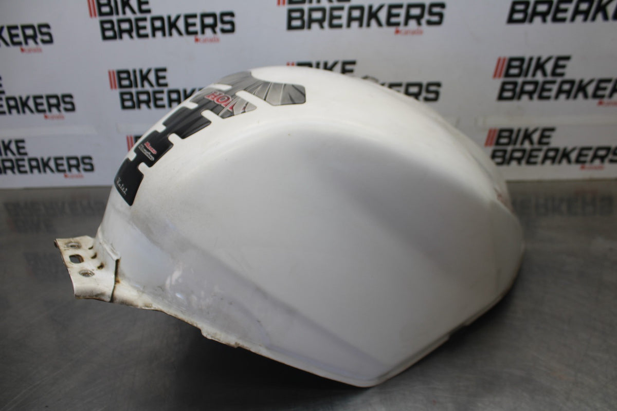06-07 HONDA INTERCEPTOR 800 VFR800 GAS TANK FUEL CELL PETROL RESERVOIR BB917