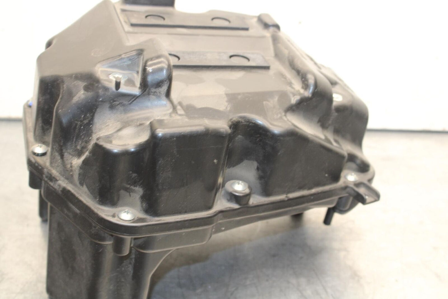 12-17 KAWASAKI ER-6N Z650 AIRBOX AIR INTAKE FILTER BOX BB607