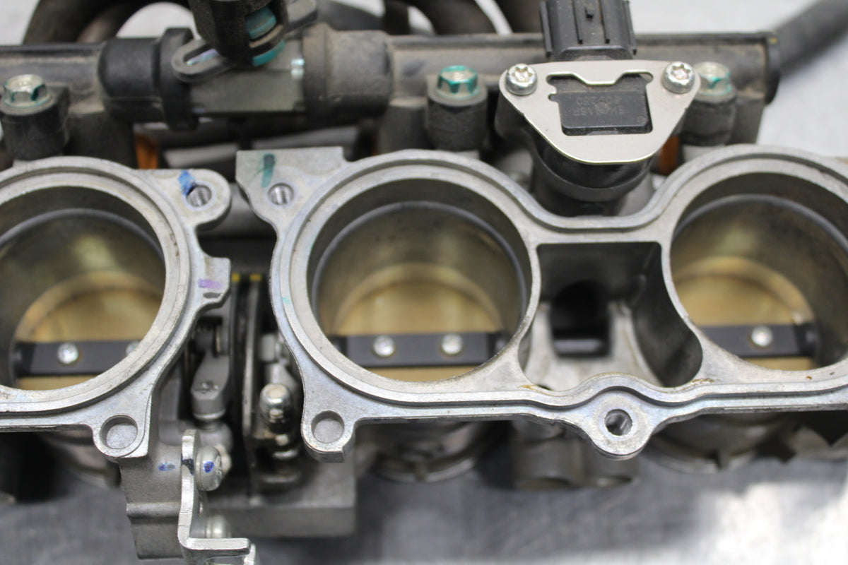 09 HONDA CBR600RR MAIN FUEL INJECTORS / THROTTLE BODIES BB760