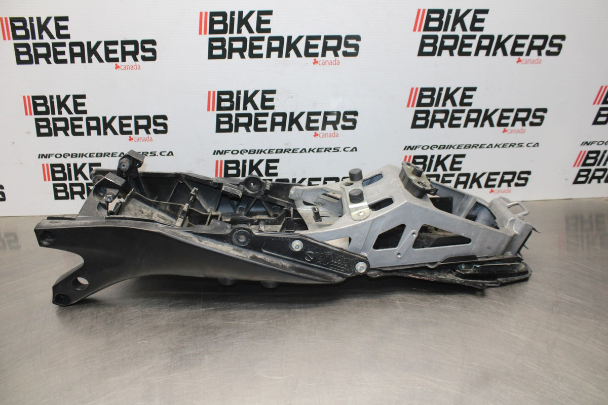 06-07 SUZUKI GSXR750 REAR SUBFRAME BACK SUB FRAME BB811