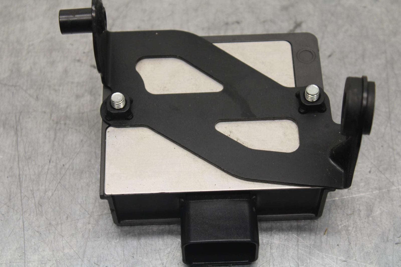 17-20 KAWASAKI NINJA 650 EX650 ABS RECTIFIER VOLTAGE REGULATOR BB88