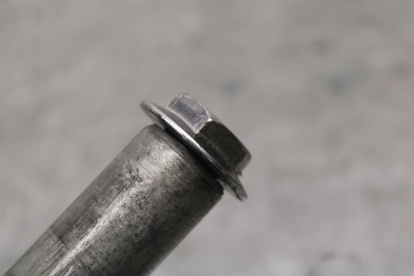 17-21 HONDA CBR1000RR SP FRONT WHEEL RIM AXLE PIVOT BOLT BB681