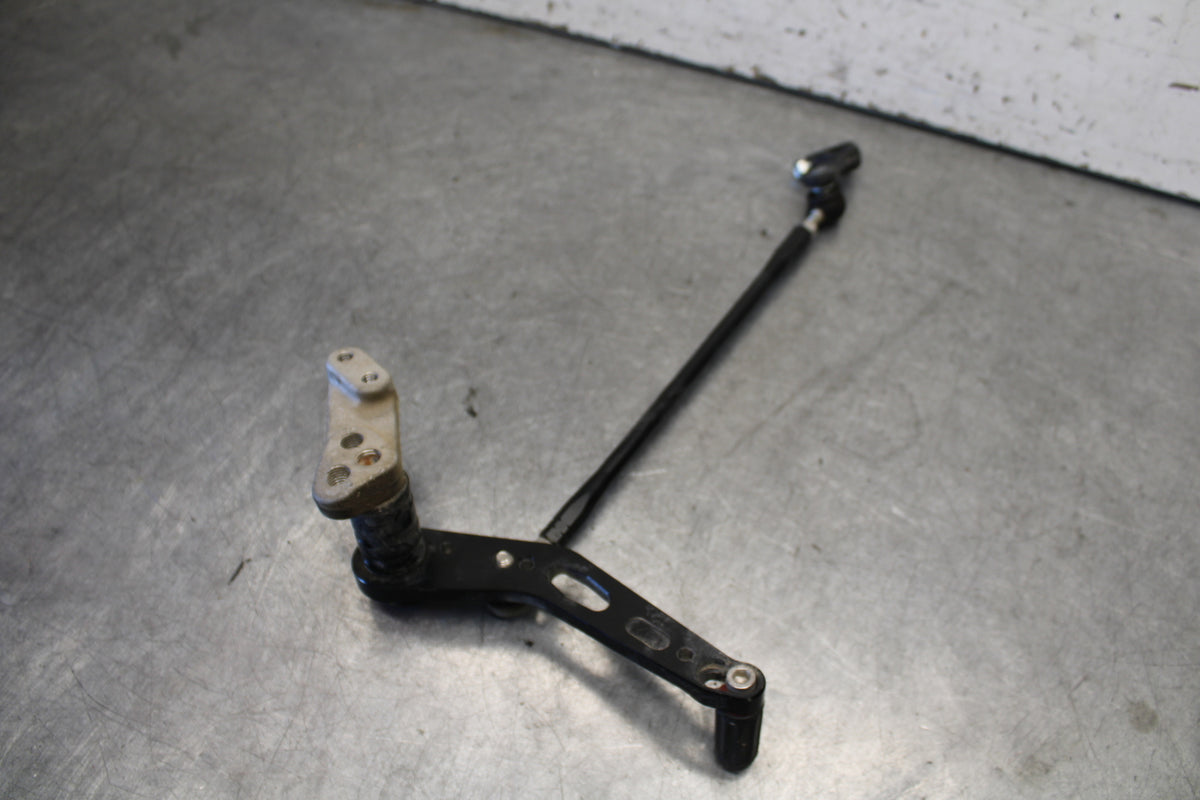 11-24 SUZUKI GSXR750 SHIFTER LINKAGE SHIFT LINK PEDAL BB687