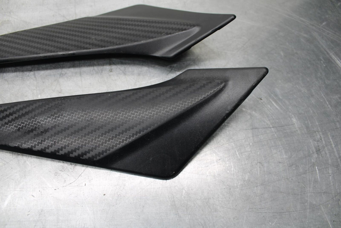11-21 SUZUKI GSXR750 GAS FUEL TANK PANELS COVERS TRIM SET COWLS  BB492