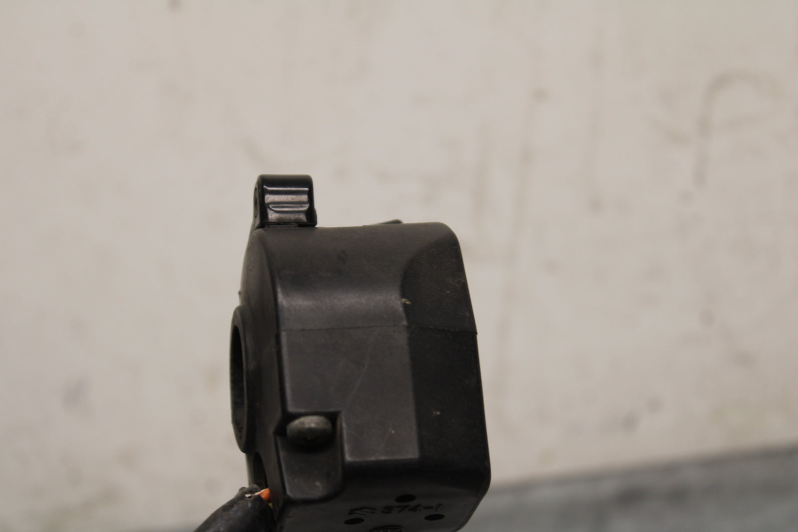 78 SUZUKI GS550E LEFT CLIP ON HANDLE HORN SIGNALS SWITCH SWITCHES BB133