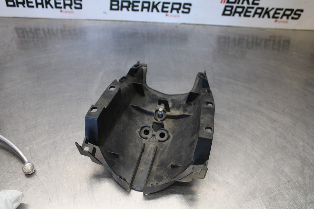 08-09 HONDA CBR1000RR REAR BACK TAIL UNDERTAIL FAIRING COWL FENDER BB128