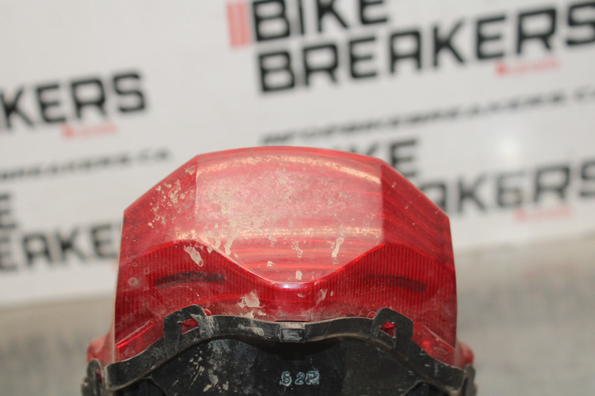 04-09 YAMAHA FZ6 REAR TAIL TAILLIGHT BACK BRAKE LIGHT BB800