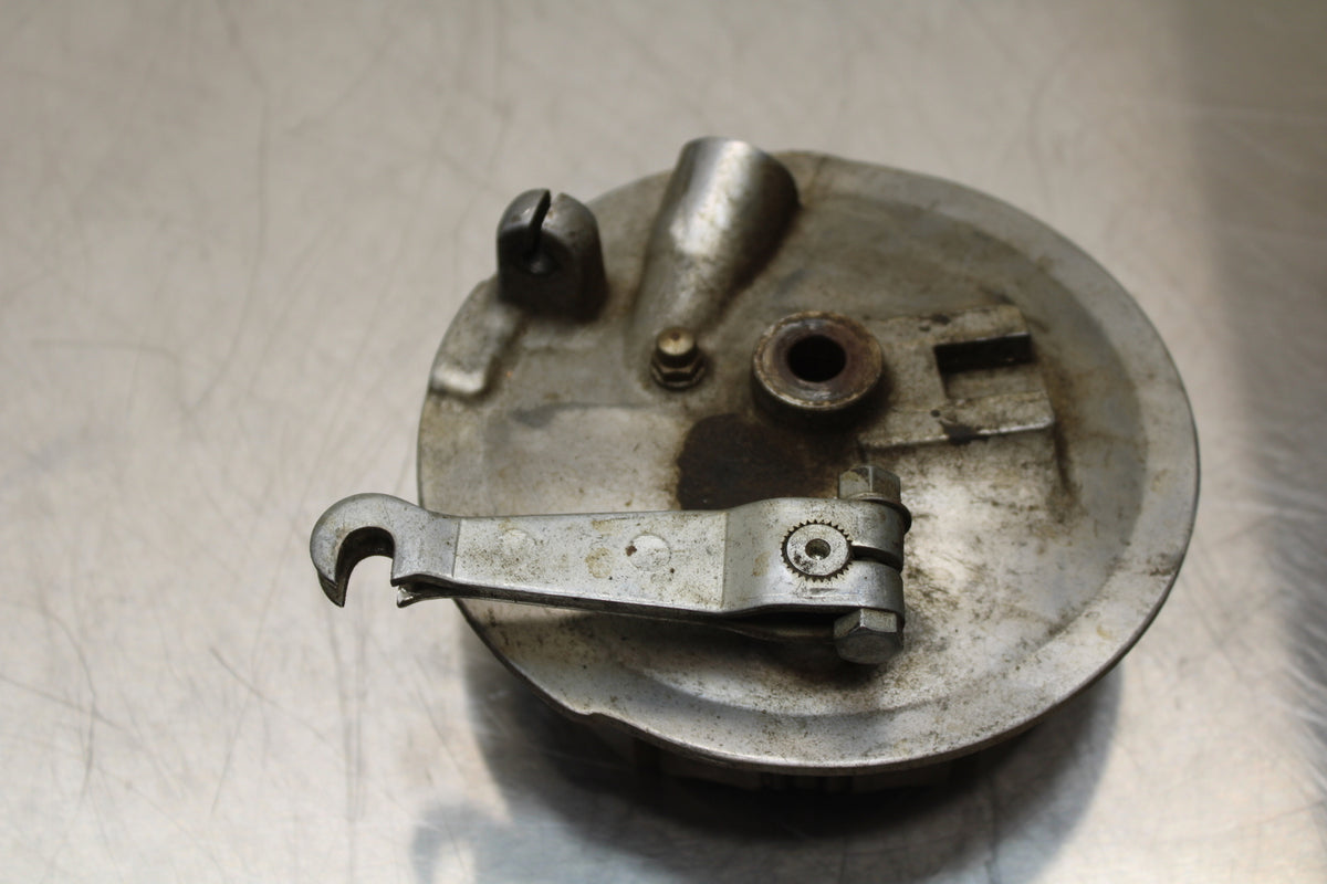 69-70 YAMAHA L5T RIGHT FRONT BRAKE DRUM BB138