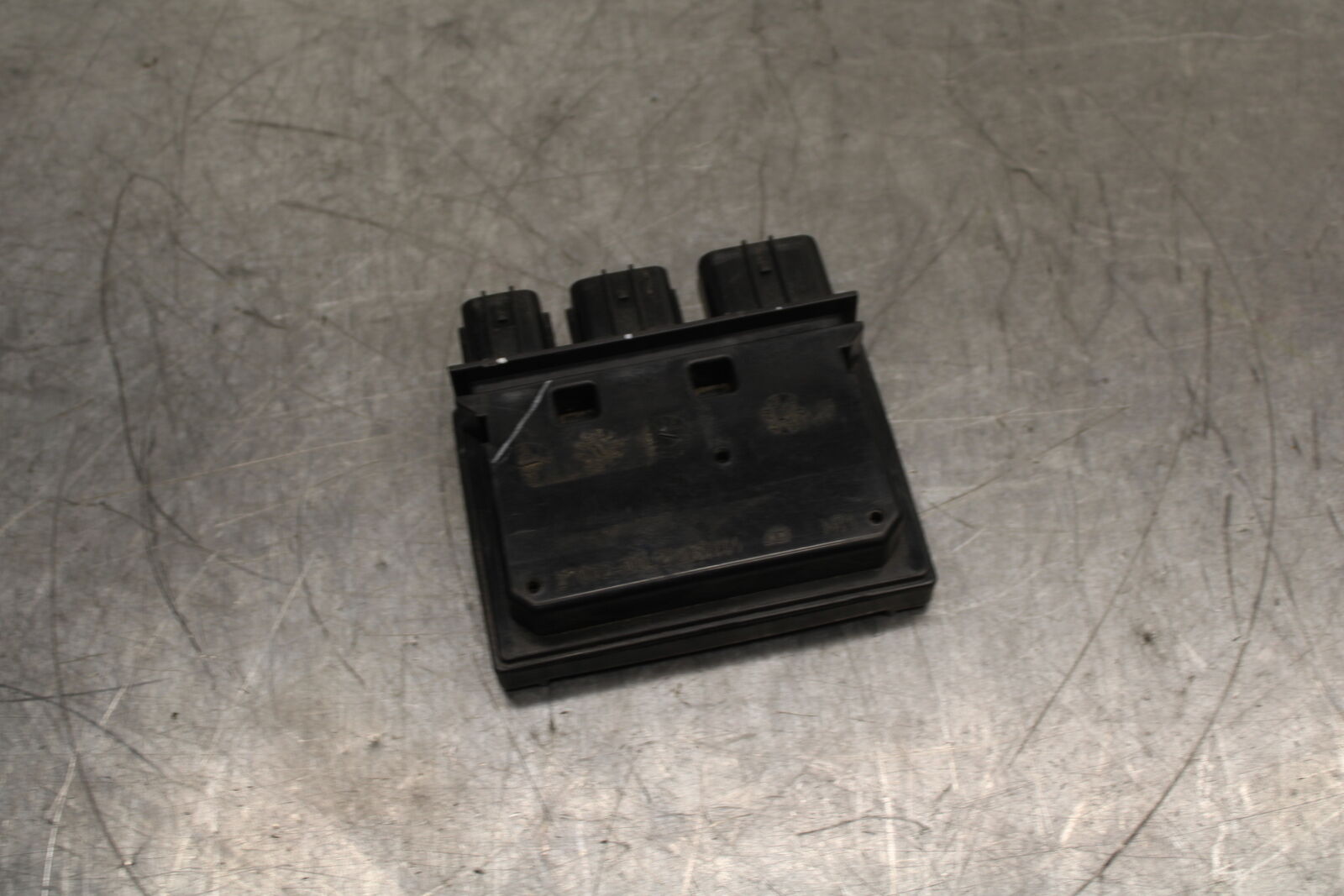 19-22 KAWASAKI Z400 RELAY ASSEMBLY FUSE BOX BB738