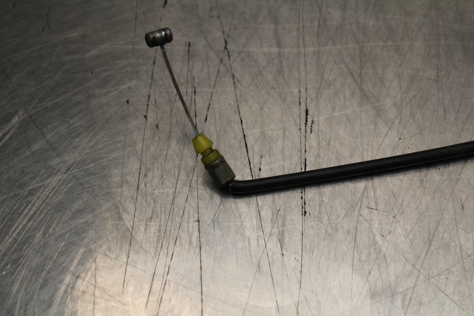 04-05 KAWASAKI NINJA ZX10R REAR PASSENGER SEAT LATCH LOCK ASSEMBLY BB163