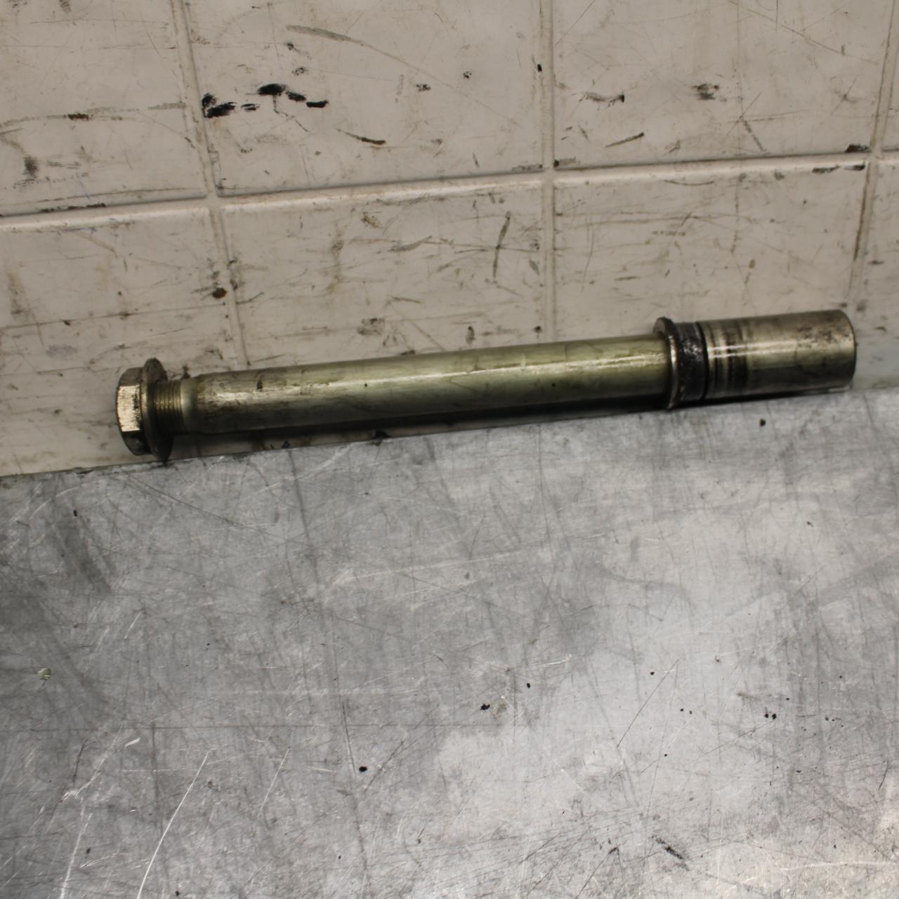 11-21 SUZUKI GSXR750 FRONT WHEEL RIM AXLE PIVOT BOLT BB486