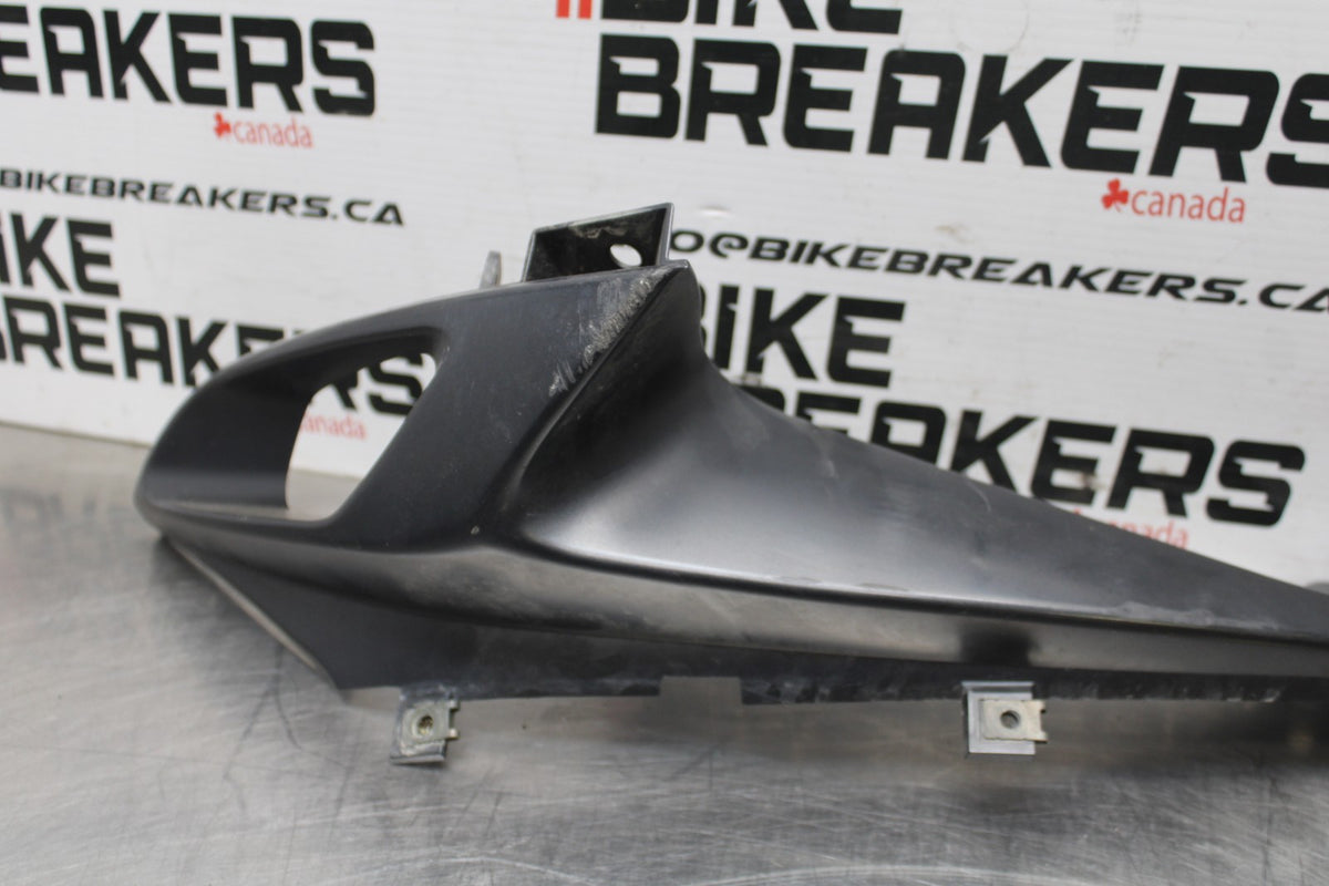 06-07 SUZUKI GSXR750 LEFT FRONT DUCT COVER PANEL COWL BB811