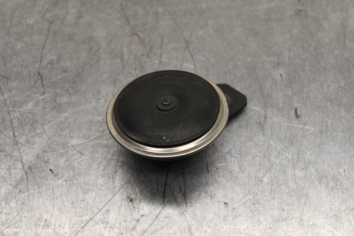 19-22 KAWASAKI Z400 HORN SIGNAL BB738