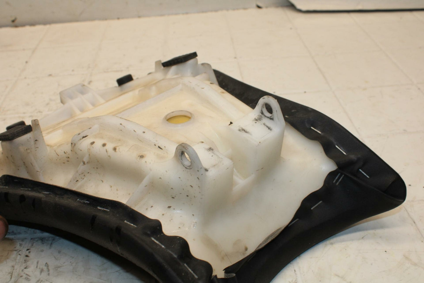 13-17 KAWASAKI NINJA ZX6R ZX636E FRONT DRIVERS SEAT PAD SADDLE PILLION BB409