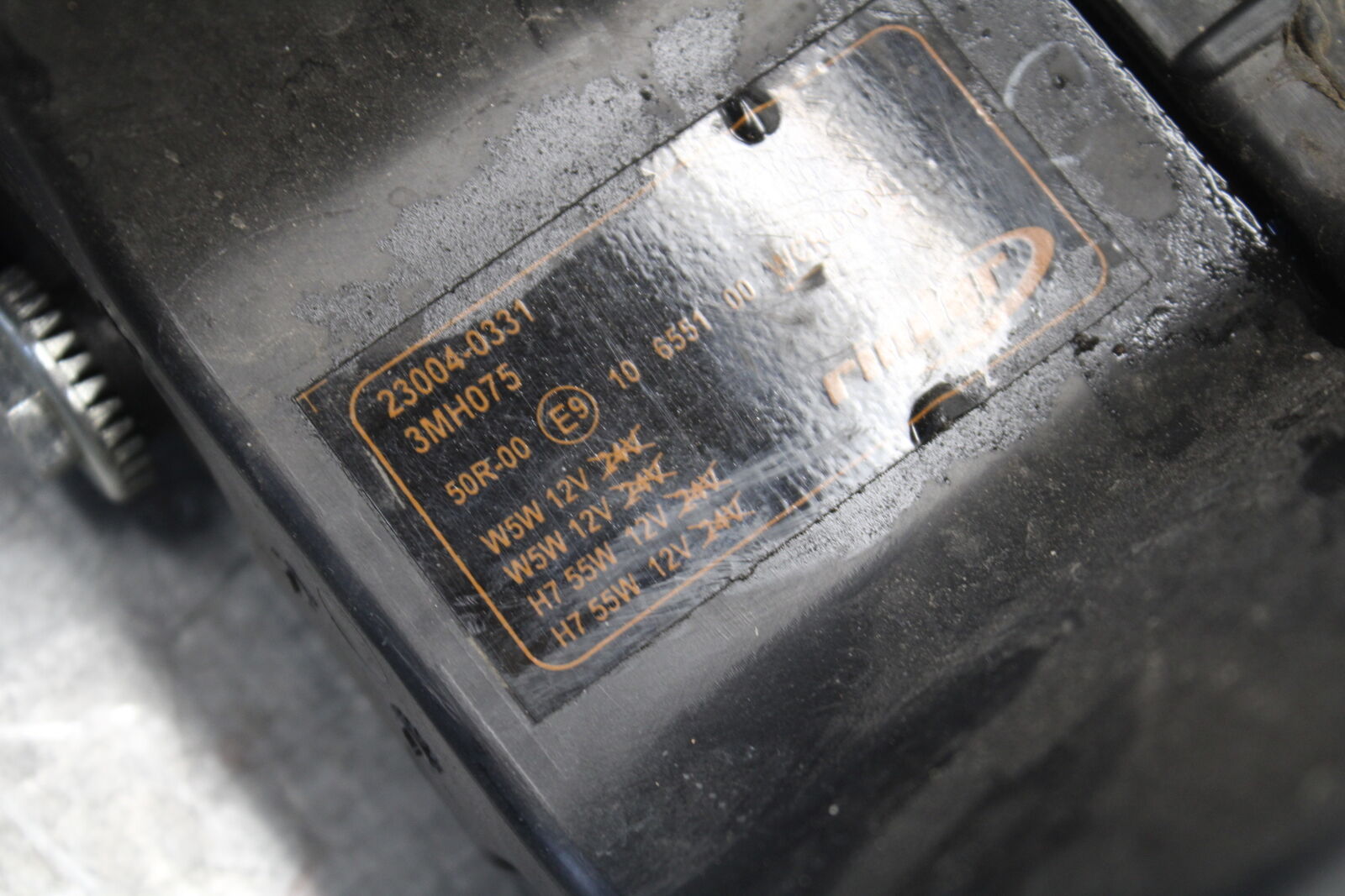 13-18 KAWASAKI NINJA ZX6R FRONT HEADLIGHT HEAD LIGHT LAMP 23007-0174 BB682