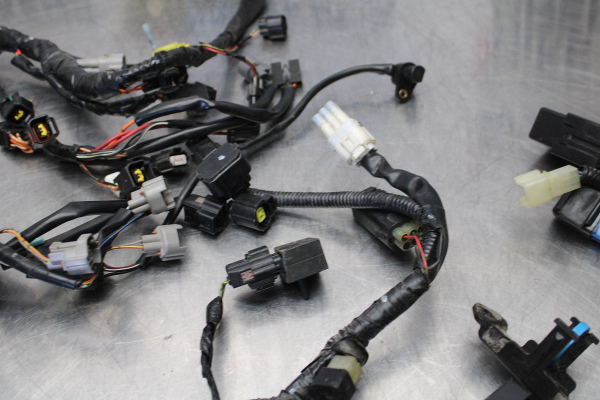 08-10 SUZUKI GSXR 600 MAIN ENGINE WIRING HARNESS MOTOR WIRE LOOM BB92