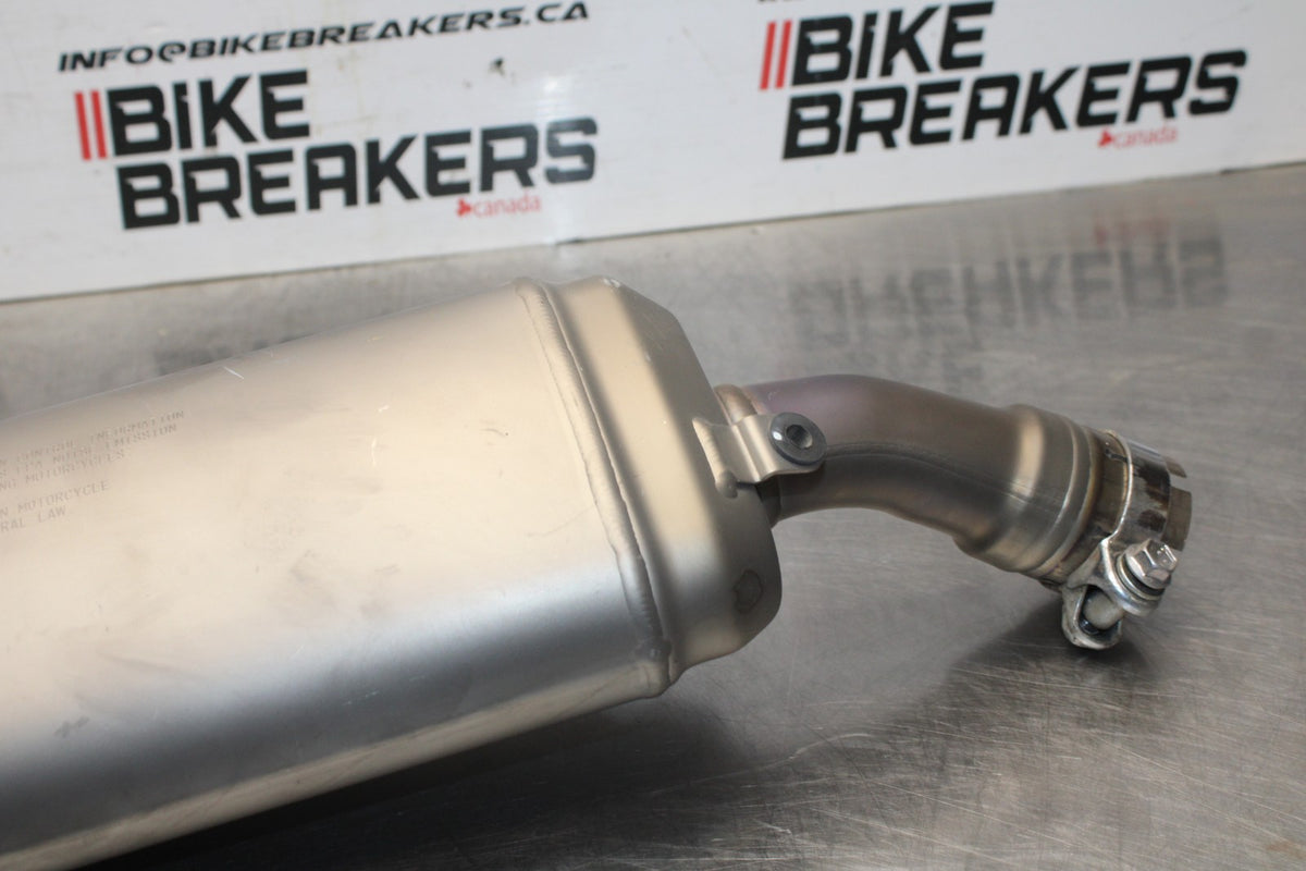 11-24 SUZUKI GSXR750 EXHAUST PIPE MUFFLER SLIP ON CAN SILENCER BB630