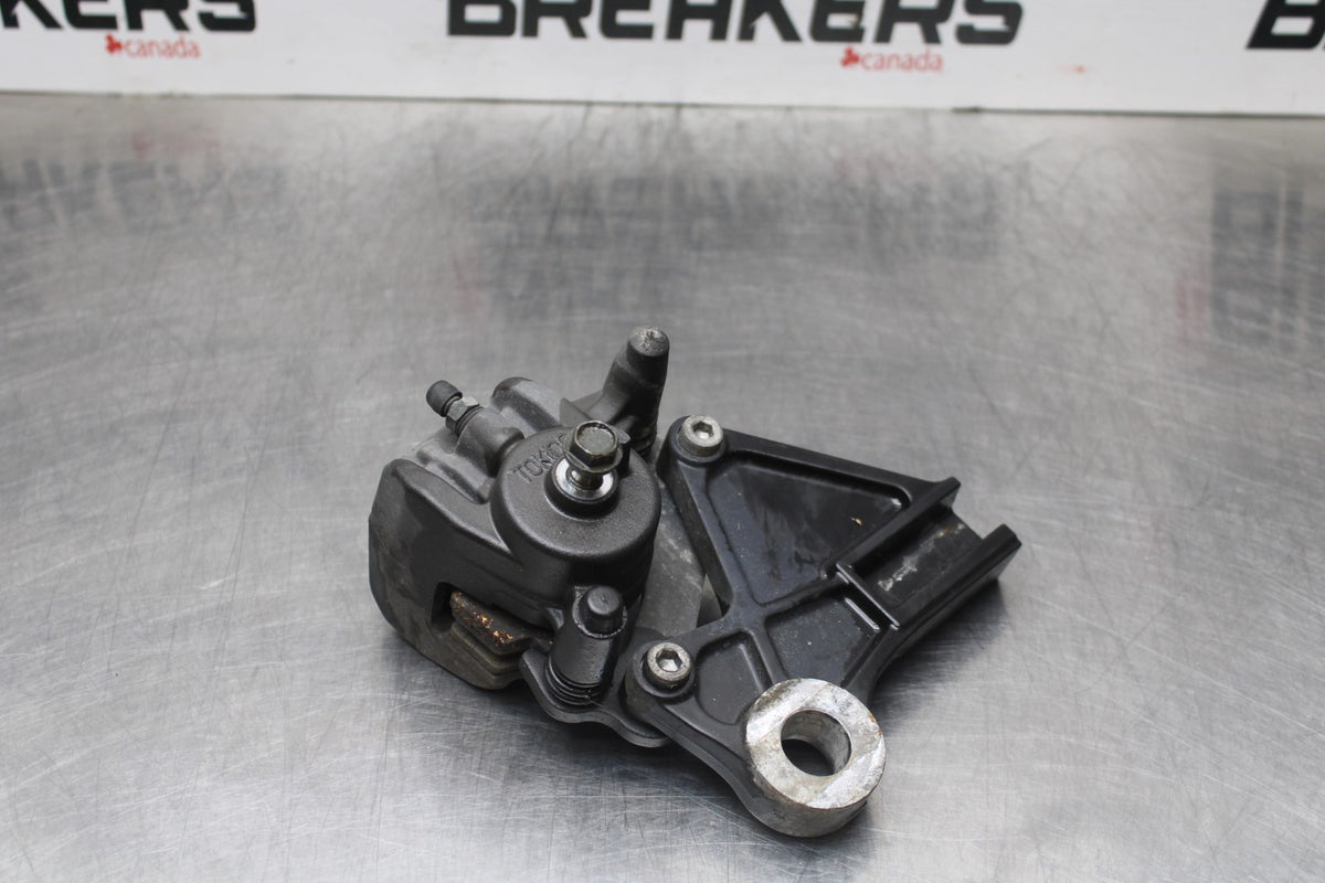 06-07 KAWASAKI NINJA 650R EX650A REAR BACK BRAKE CALIPER W MOUNT BRACKET BB774