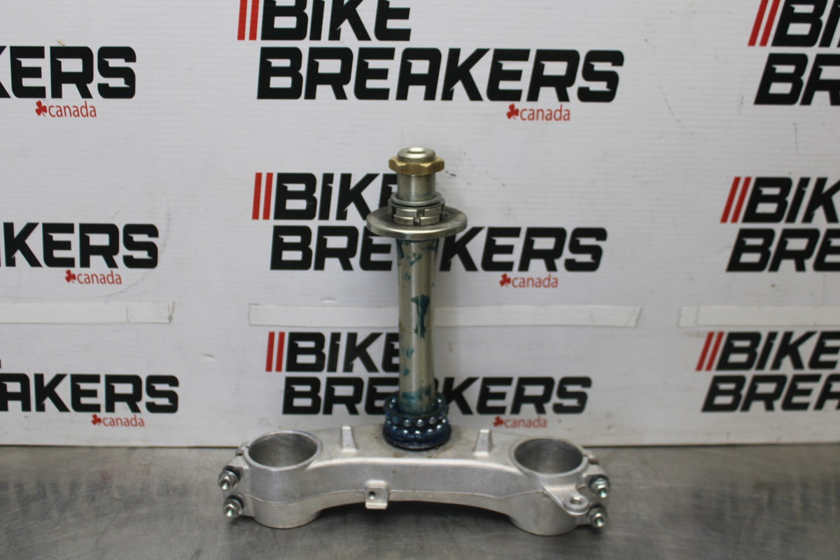 11-26 SUZUKI GSXR750 FRONT FORKS CLAMP LOWER TRIPLE TREE STEM BB900