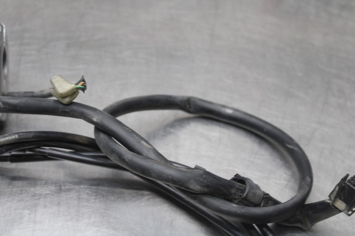 08 YAMAHA V STAR 1100 XVS1100AW CLASSIC RIGHT HANDLE KILL OFF START SWITCH BB916