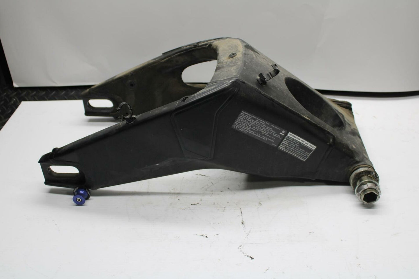 08-16 YAMAHA YZF R6 REAR SWINGARM BACK SUSPENSION SWING ARM BB247