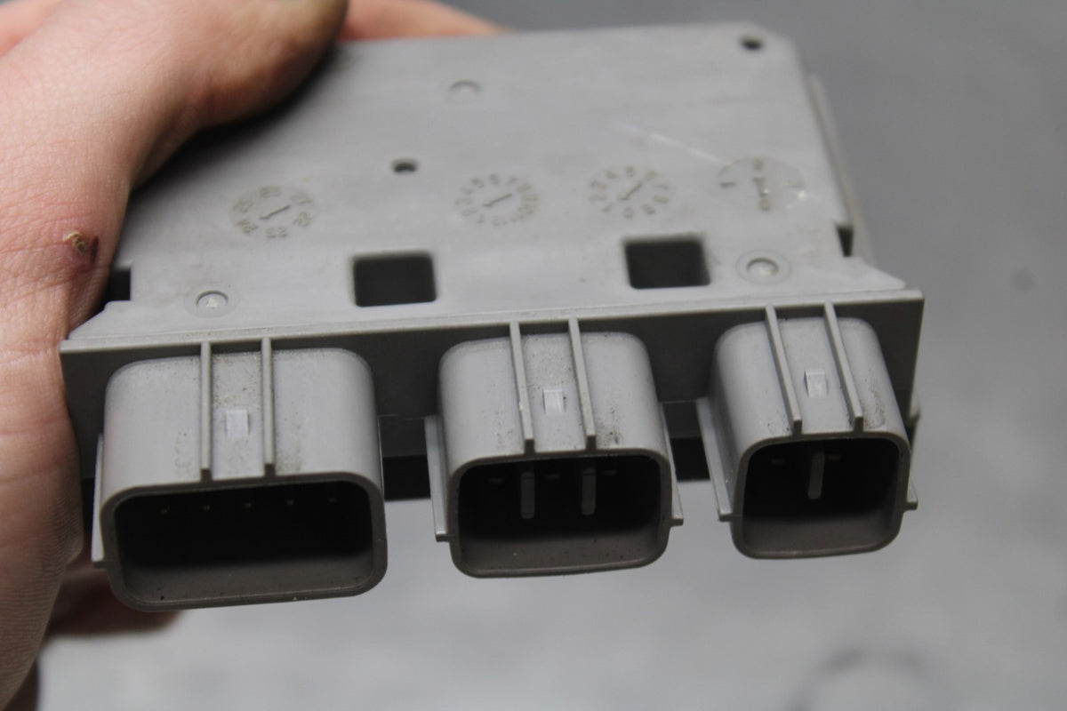 24-25 KAWASAKI ELIMINATOR 450 RELAY BOX  BB869