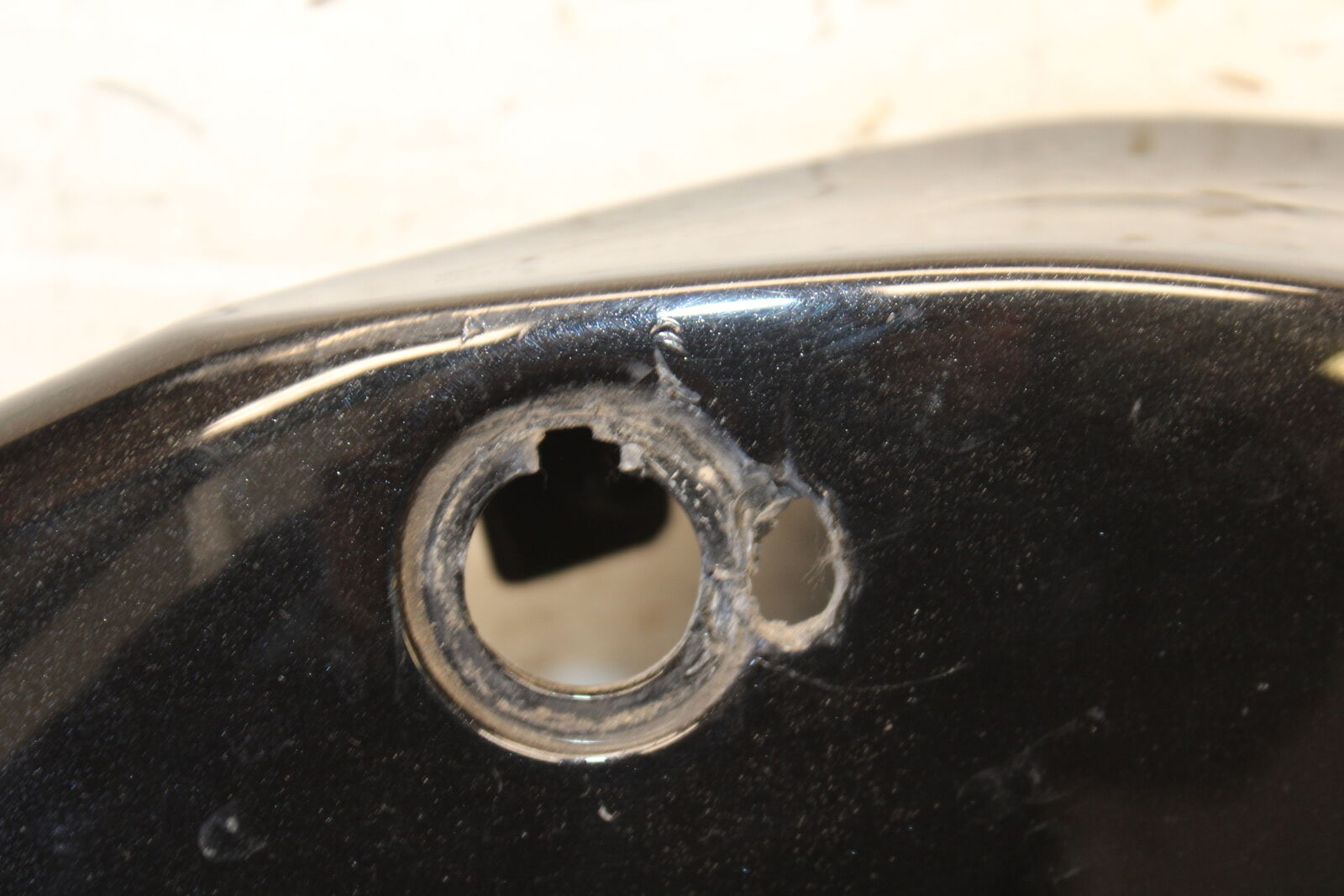 19-22 KAWASAKI Z400 LEFT REAR BACK TAIL FAIRING COWL SHROUD BB708