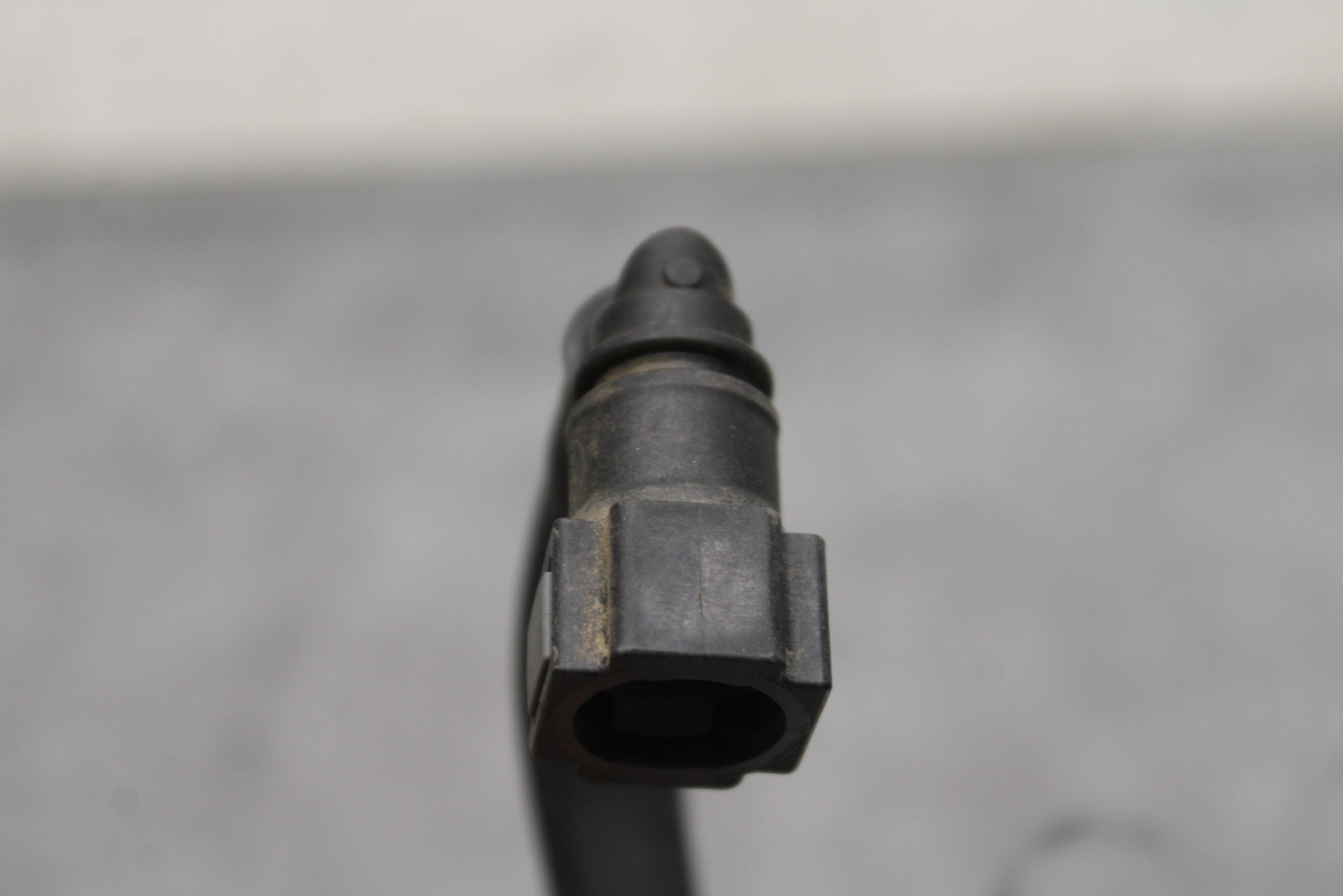 04-05 YAMAHA YZF R1 FUEL HOSE GAS LINE TUBE PIPE BB131