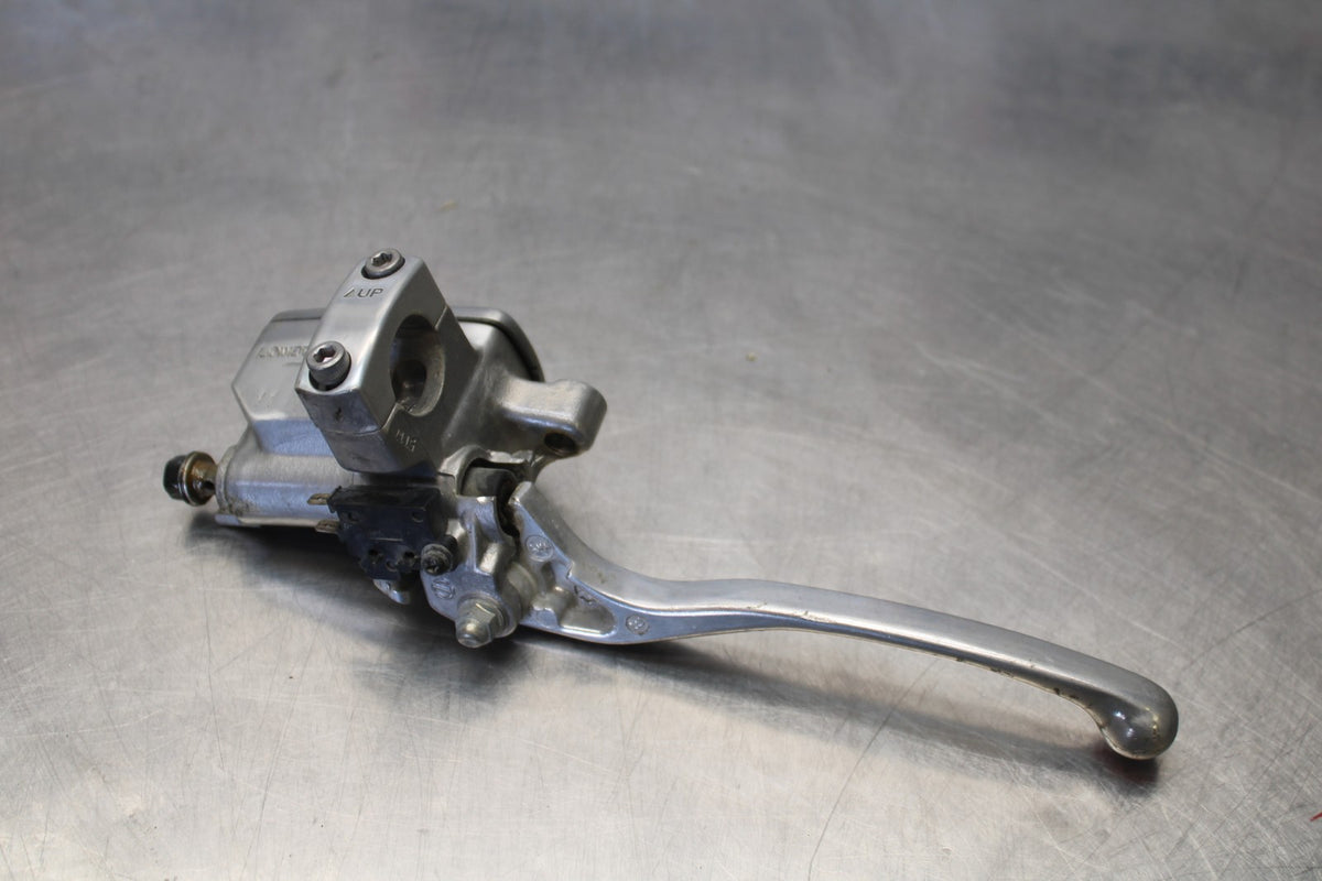 03-08 HONDA VTX1300C FRONT BRAKE MASTER CYLINDER BB868